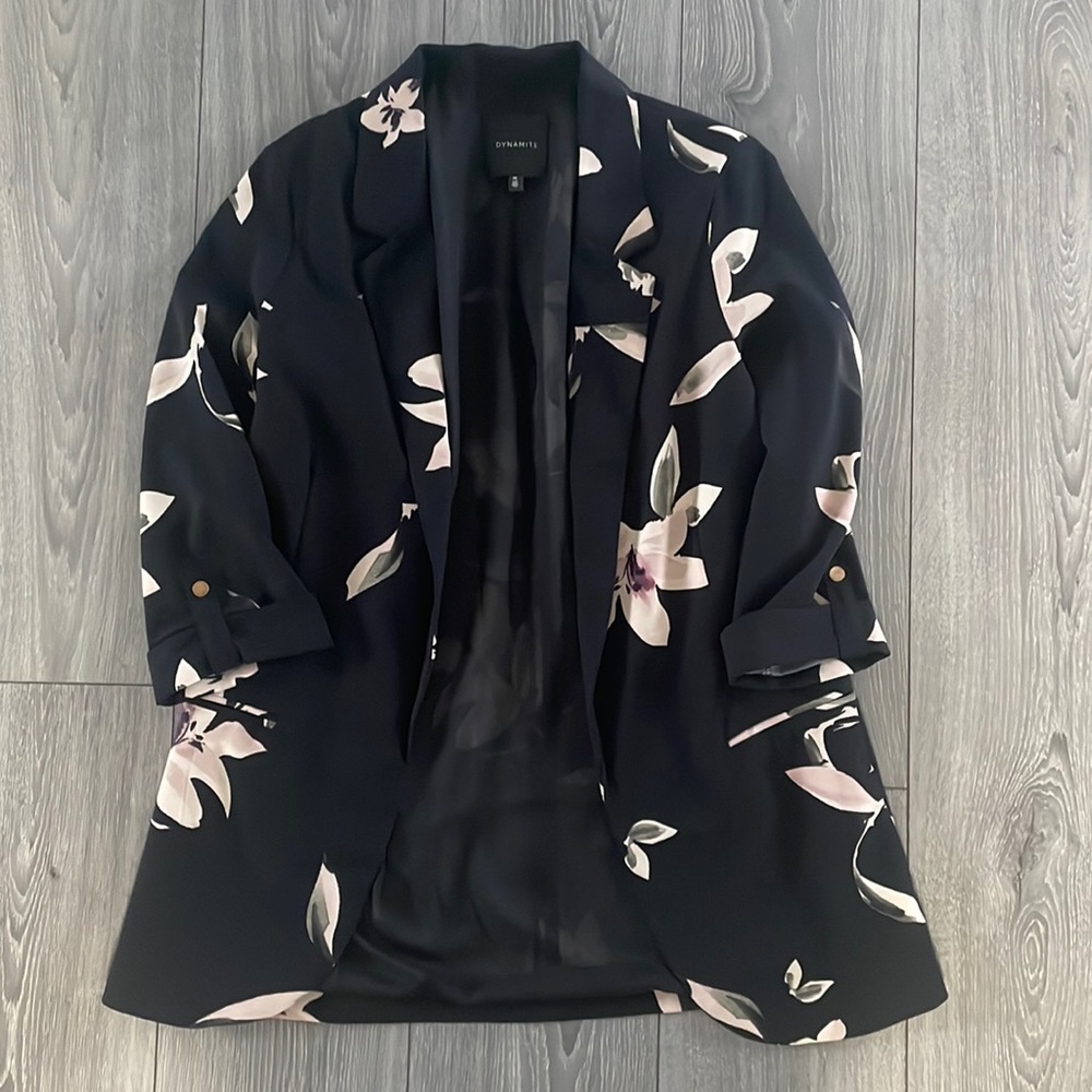 Dynamite Floral Blazer